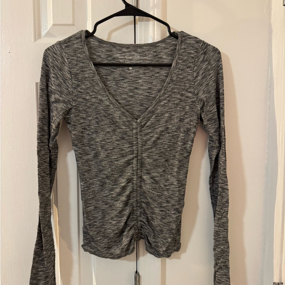 Hollister V-Neck Long Sleeve Top